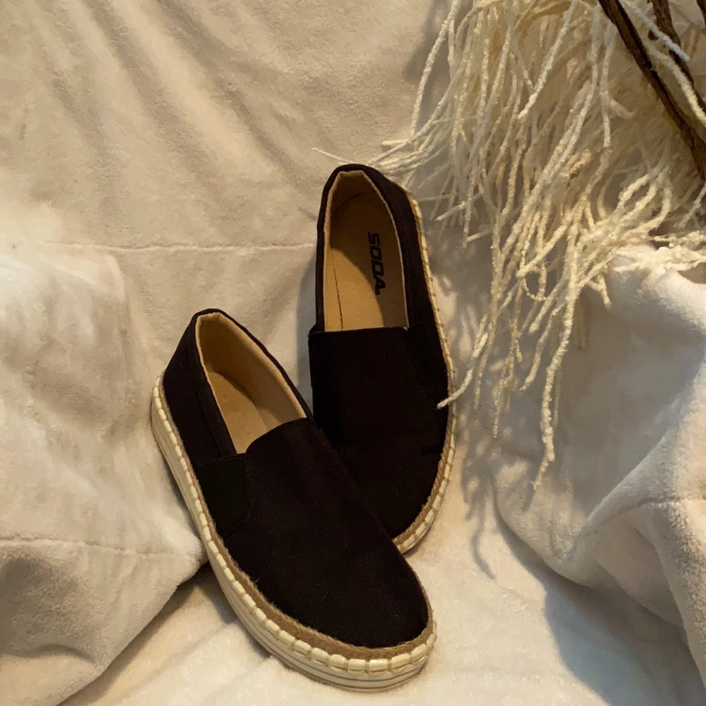 SODA linen summer flat!